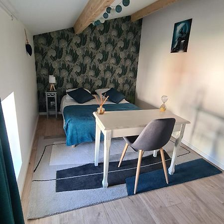 Ferienwohnung La Grange De Karine Et Philippe La Clisse Exterior foto